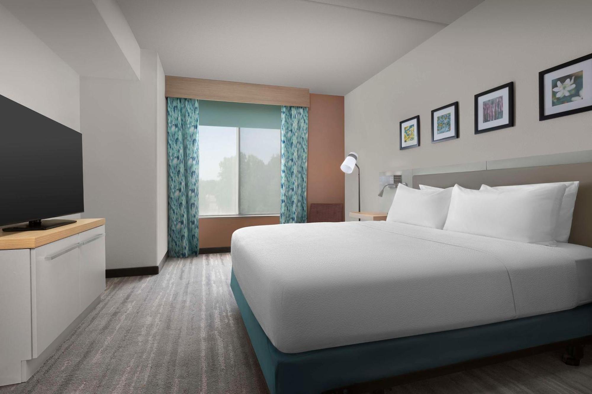 Hilton Garden Inn Raleigh Capital Blvd I-540 Экстерьер фото
