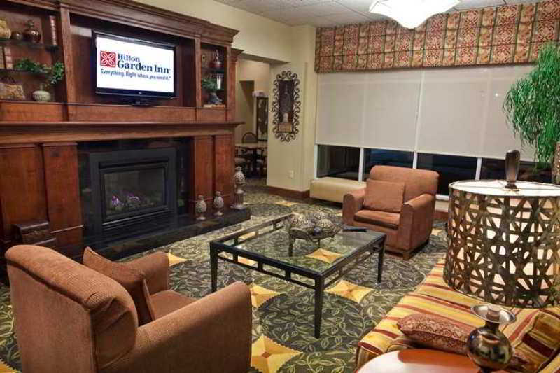 Hilton Garden Inn Raleigh Capital Blvd I-540 Интерьер фото