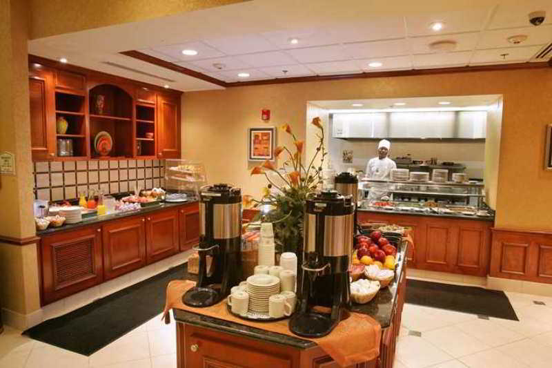 Hilton Garden Inn Raleigh Capital Blvd I-540 Ресторан фото